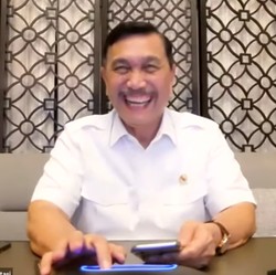 Dear PNS! Luhut Ajak Semua Pegawai Negeri Beli Produk Lokal