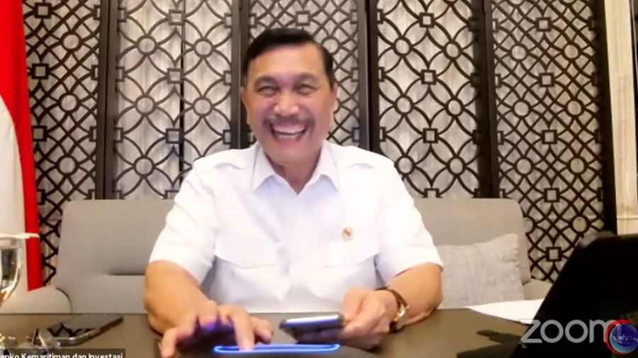 Menteri Koordinator Bidang Kemaritiman dan Investasi, Luhut Binsar Pandjaitan Saat Konferensi Pers Virtual Evaluasi dan Penerapan PPKM (Tangkapan Layar Youtube Kemenko Marves)
