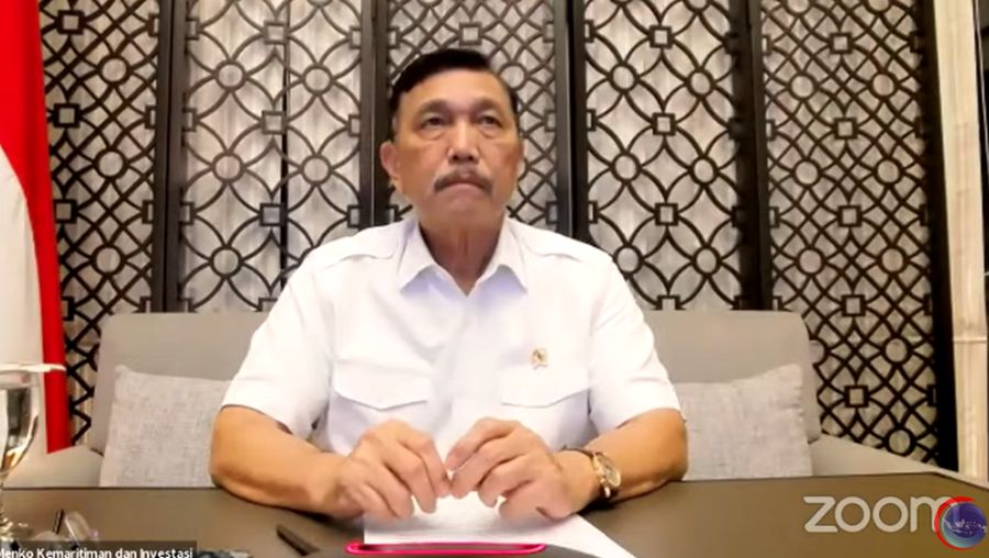 Menteri Koordinator Bidang Kemaritiman dan Investasi, Luhut Binsar Pandjaitan Saat Konferensi Pers Virtual Evaluasi dan Penerapan PPKM (Tangkapan Layar Youtube Kemenko Marves)