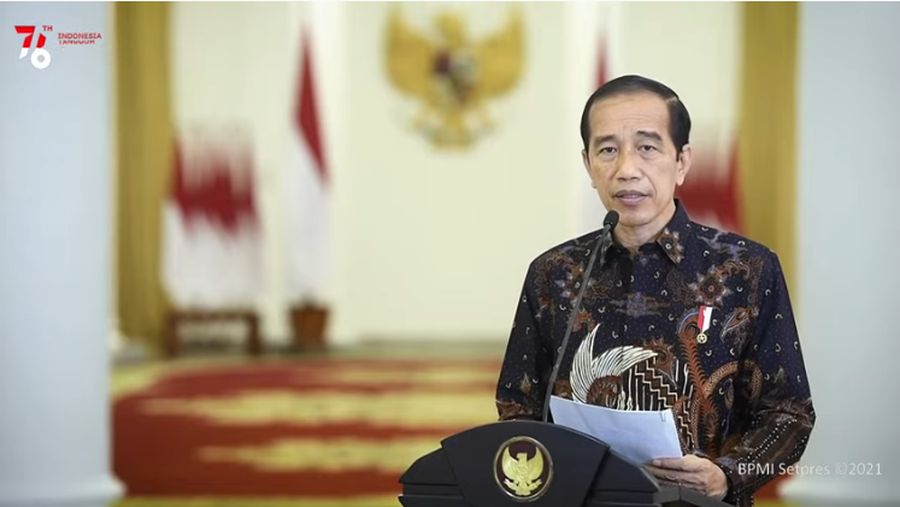 Pernyataan Presiden Joko Widodo terkait Perkembangan Terkini PPKM, Senin (2/8/2021). (Tangkapan Layar Youtube Sekretariat Presiden)