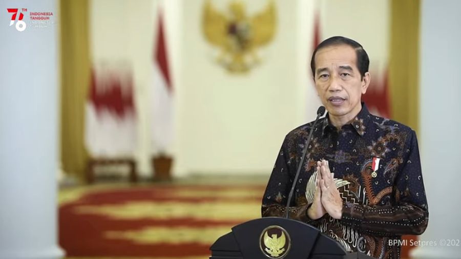 Pernyataan Presiden Joko Widodo terkait Perkembangan Terkini PPKM, Senin (2/8/2021). (Tangkapan Layar Youtube Sekretariat Presiden)