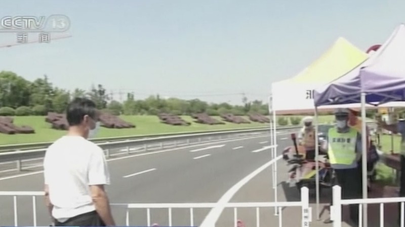 Potret China saat Diserang Varian Delta Covid-19 (Tangkapan layar AP Video)
