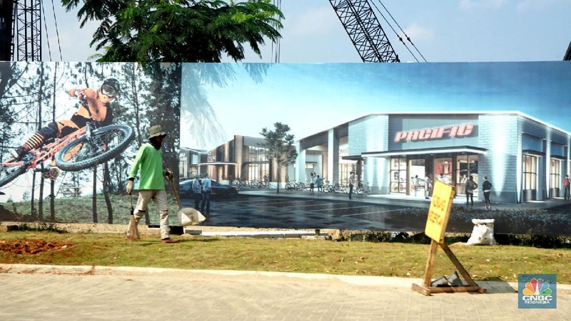 Suasana Proyek pembangunan PIK2 dikawasan di Dadap, Kosambi, Tangerang, Banten, Rabu, (4/8) Proyek PIK2  ternyata mulai terlihat progresnya. Proyek kota baru yang dibangun seolah 'senyap' ini terhubung dengan jembatan megah dengan pulau reklamasi Pulau C dan D di Kamal Muara Jakarta Utara.
Proyek kota baru pinggir Jakarta ini sudah dikerjakan sejak 2018 ini begitu pesat perkembangannya. Kini berbagai fasilitas sedang dikerjakan dan sebagian sudah selesai, antara lain yang fenomenal barisan pantai berpasir putih di kawasan Dadap. Kawasan ini akan disulap menjadi pusat kegiatan bisnis dan hunian, mencakup rumah, apartemen, kavling rumah, kavling komersial, ruko, soho, gudang. Dahulu kawasan ini hanya rawa-rawa dan tambak-tambak ikan tepi pantai yang kosong tanpa bangunan, tapi dalam waktu dekat disulap jadi kota baru. Salah satu ikonnya adalah tower perkantoran 29 lantai Multikon Menara Syariah.
Pengembangan ini adalah Agung Sedayu Group, dalam laman resminya, dikutip Rabu (3/8/2021) perusahaan menyebutkan kawasan yang mereka kembangkan PIK2 sebagai 