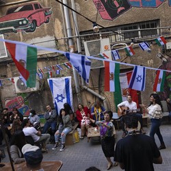 Menguak Sebab Israel Serang Iran: Nuklir-Kejatuhan Politik Netanyahu