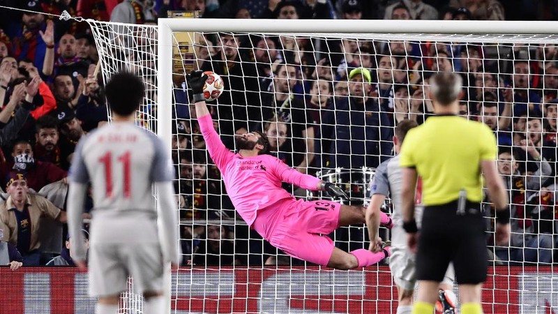 In this combination of six pictures FC Barcelona forward Lionel Messi is seen dashing from his own half past Getafe players before rounding goalkeeper Luis Garcia and scoring from a narrow angle in the 29th minute at the Camp Nou stadium in Barcelona, Spain, Wednesday, April 18, 2007. Messi has drawn further comparisons with Diego Maradona by scoring a near replica of one of the former Argentina captain's most famous goals. Messi emulated Maradona's winner against England in the 1986 World Cup quarterfinals in scoring Barcelona's second goal in a 5-2 win over Getafe in the Copa del Rey semifinals. (AP Photos/Manu Fernandez)