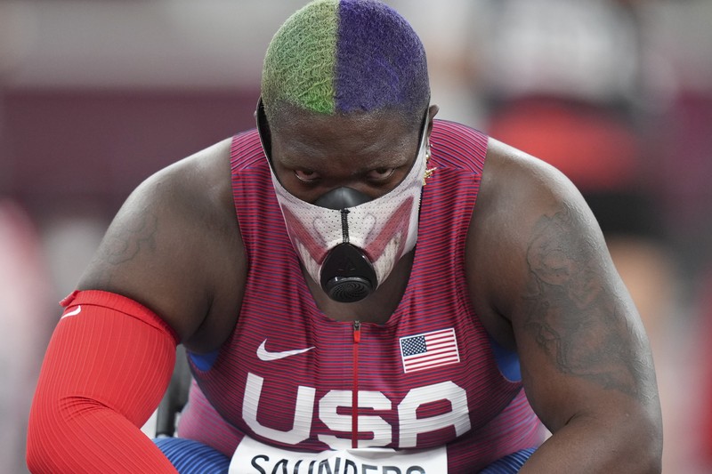 Peraih medali perunggu Oshae Jones, dari Amerika Serikat, saat upacara medali kelas welter 69 kg putri di Olimpiade Musim Panas 2020, Sabtu, 7 Agustus 2021, di Tokyo, Jepang. (Luis Robayo/Foto Kolam Renang via AP) Bronze medal winner Oshae Jones, from the United States, during the women's welterweight 69-kg medal ceremony at the 2020 Summer Olympics, Saturday, Aug. 7, 2021, in Tokyo, Japan. (Luis Robayo/Pool Photo via AP)
