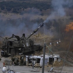 Potret Saling Balas Roket Israel vs Hizbullah di Lebanon