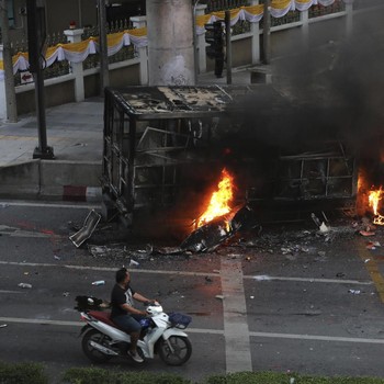 Penanganan Covid Buruk, Massa Demo Desak PM Thailand Resign!