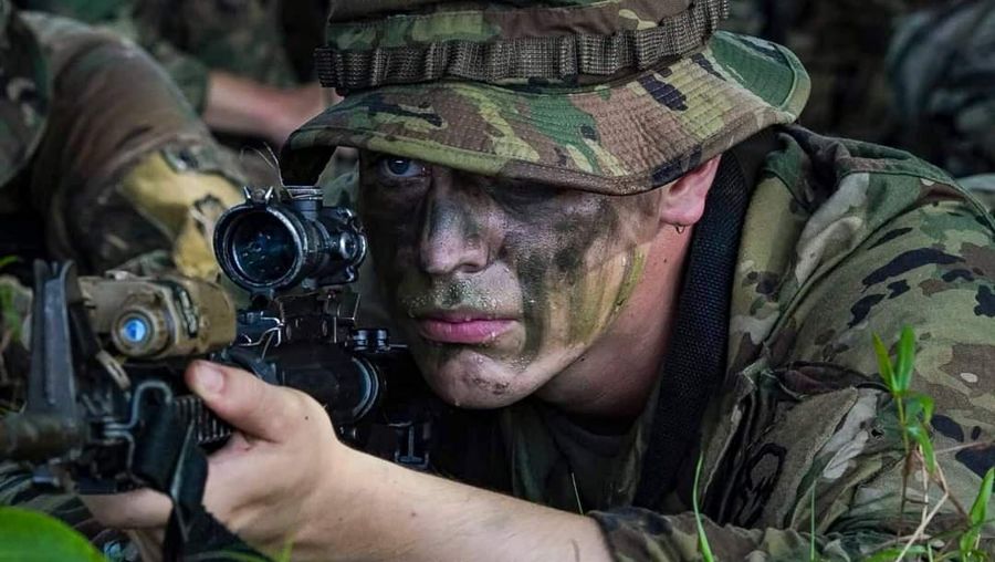 Latihan bersama Prajurit Angkatan Darat AS dengan Tentara Nasional Indonesia (TNI) Angkatan Darat di Baturaja, Sumatera Selatan. (Tangkapan Layar Twitter @@25thID)