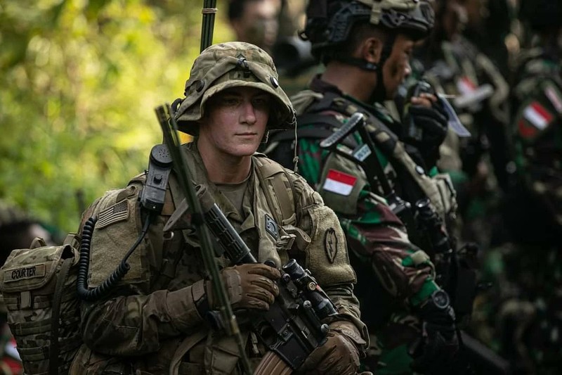 Latihan bersama Prajurit Angkatan Darat AS dengan Tentara Nasional Indonesia (TNI) Angkatan Darat di Baturaja, Sumatera Selatan. (Tangkapan Layar Twitter @@25thID) Latihan bersama Prajurit Angkatan Darat AS dengan Tentara Nasional Indonesia (TNI) Angkatan Darat di Baturaja, Sumatera Selatan. (Tangkapan Layar Twitter @@25thID)