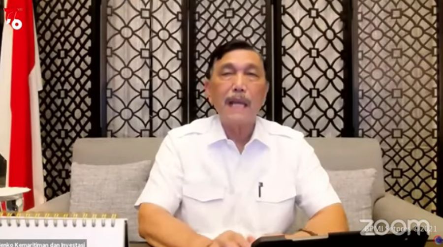 Menko Marves Luhut B. Pandjaitan Saat Evaluasi dan Penerapan PPKM. (Tangkapan Layar Youtube Sekretariat Presiden)