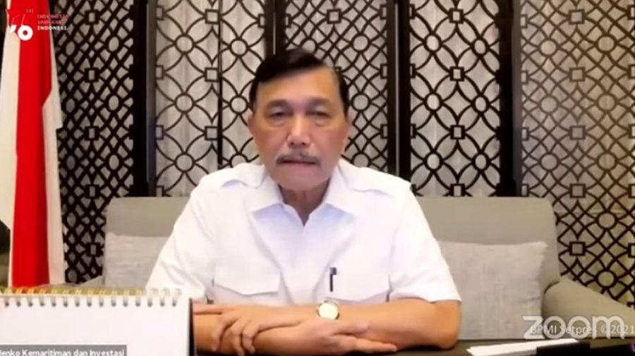 Menko Marves Luhut B. Pandjaitan Saat Evaluasi dan Penerapan PPKM.  (Tangkapan Layar Youtube Sekretariat Presiden)