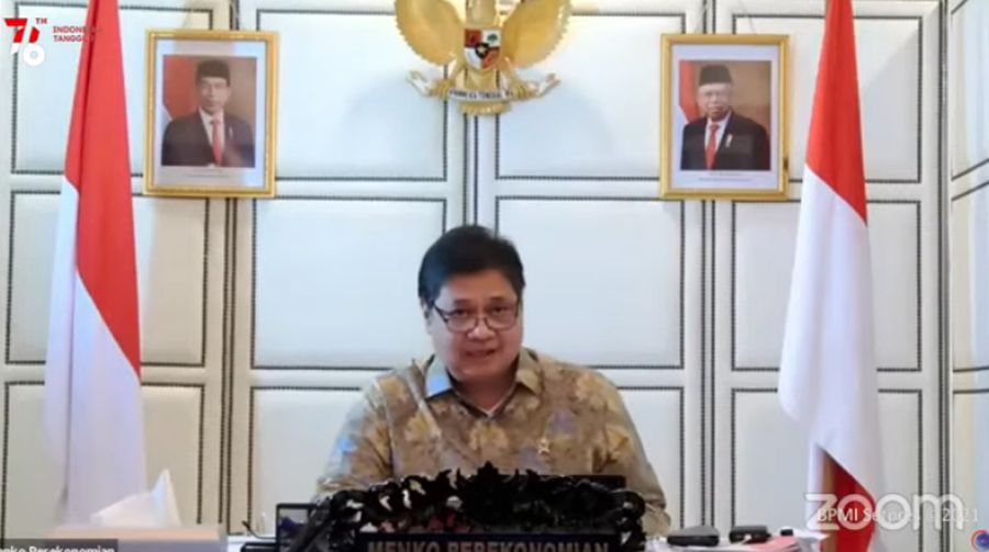Menko Perekonomian Airlangga Hartarto Saat Evaluasi dan Penerapan PPKM.  (Tangkapan Layar Youtube Sekretariat Presiden)