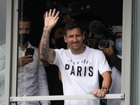 Gaji 35 Juta Euro, Messi Bisa Beli Es Kopi Kekinian per Detik