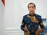 Jokowi Anugerahkan 335 Tokoh Nasional Tanda Kehormatan