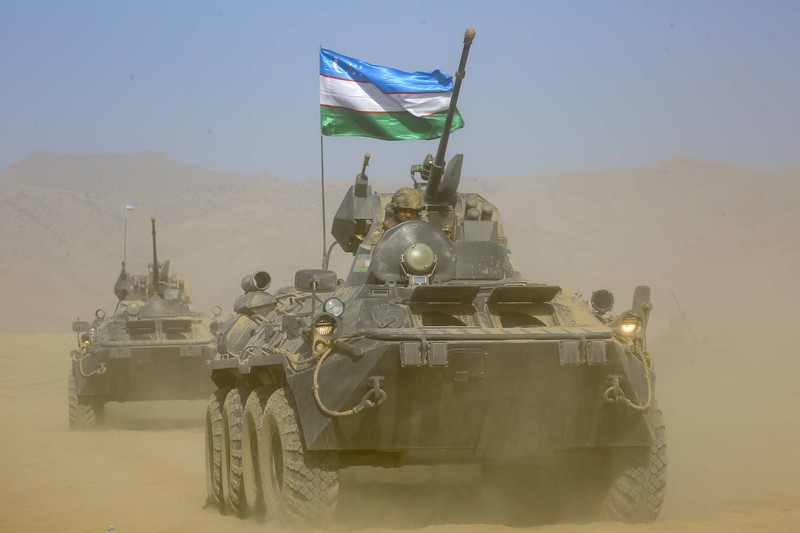 Tentara Rusia, Uzbekistan dan Tajikistan saat latihan militer bersama. (AP/Didor Sadulloev) Tentara Rusia, Uzbekistan dan Tajikistan saat latihan militer bersama. (AP/Didor Sadulloev)