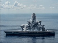 Houthi Ngamuk di Laut Merah, Tembak Rudal ke Kapal Kargo Militer AS