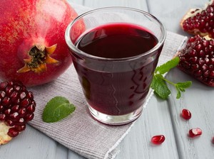 10 Manfaat Buah Delima, Bisa Mengurangi Risiko Kanker-Menyehatkan Kulit