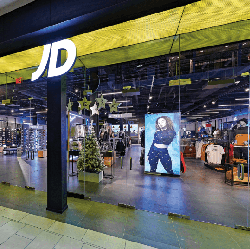 Erajaya (ERAA) Ambil Alih Saham JDSports Fashion