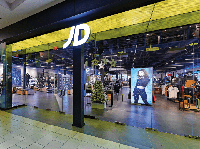 Erajaya (ERAA) Ambil Alih Saham JDSports Fashion