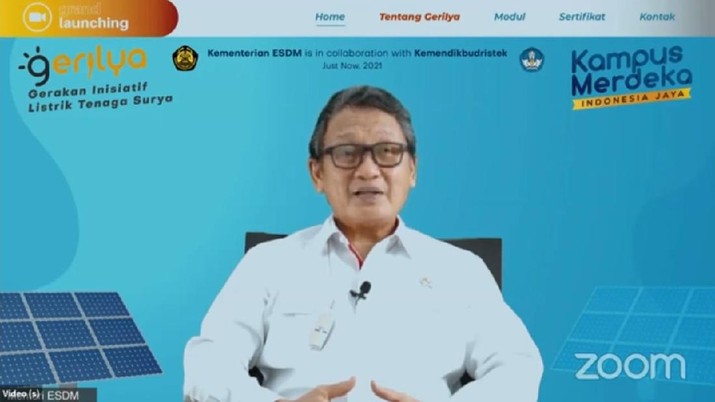 Launching Program Gerakan Inisiatif Listrik Tenaga Surya (GERILYA) Launching Program Gerakan Inisiatif Listrik Tenaga Surya (GERILYA)