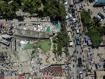 1.200 Lebih Orang Tewas, Gempa Dahsyat Guncang Haiti