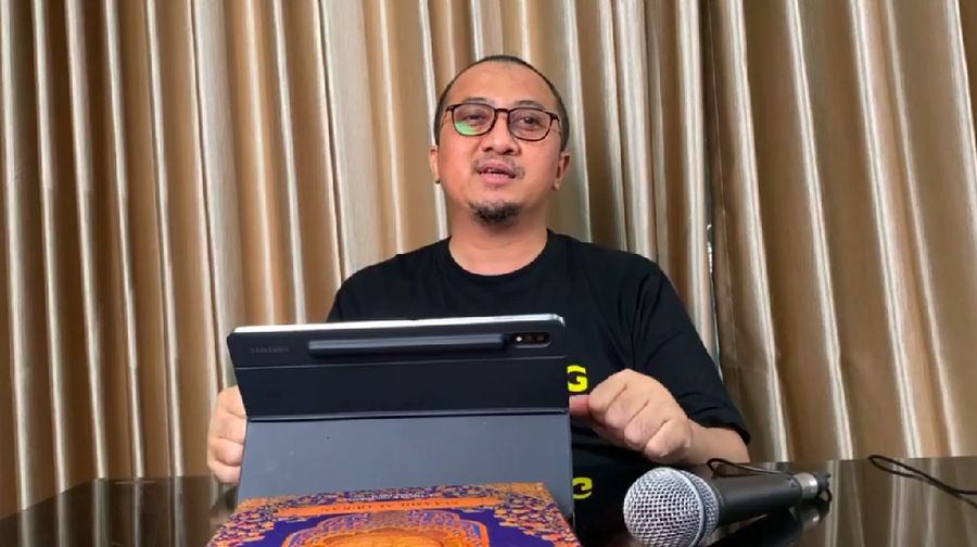 Instagram @yusufmansurnew