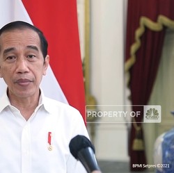 Tok! Jokowi Turunkan Jabodetabek & Bandung ke PPKM Level 3