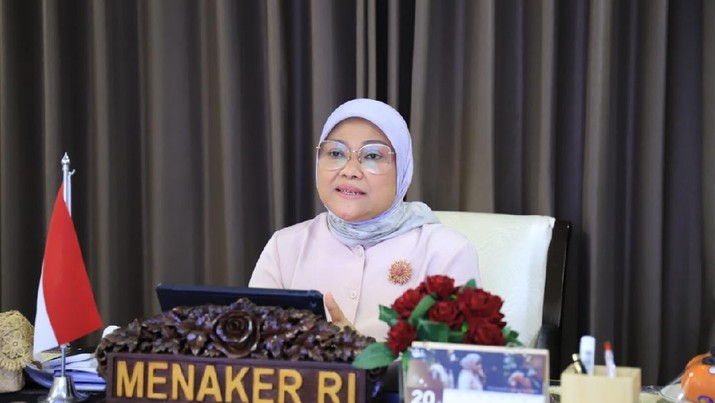 Menteri Tenaga Kerja, Ida Fauziyah Pemerintah memiliki komitmen yang kuat dalam melindungi kepentingan Calon Pekerja Migran Indonesia (CPMI) atau Pekerja Migran Indonesia (PMI) beserta keluarganya.