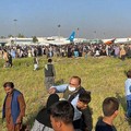 Chaos! 5 Tewas di Bandara Kabul Afghanistan