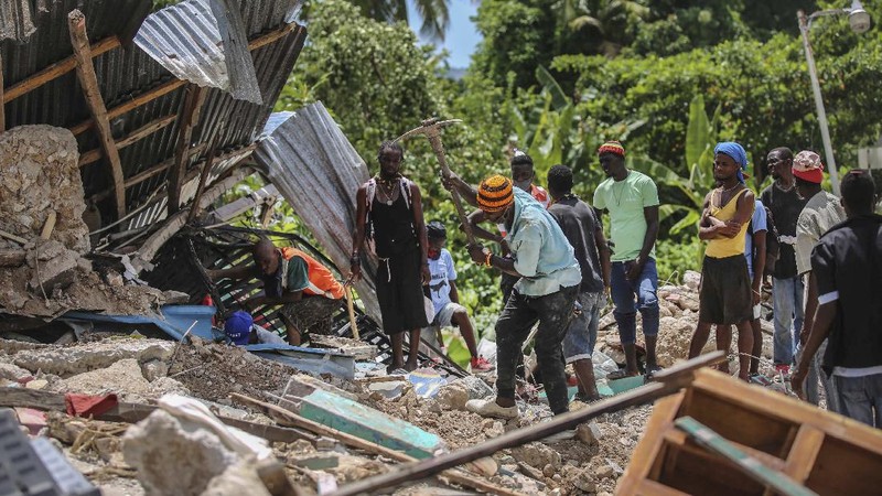 Gempa Haiti. (AP/Joseph Odelyn)