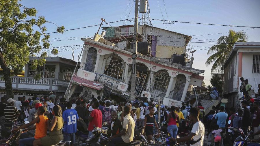 Gempa Haiti. (AP/Joseph Odelyn)