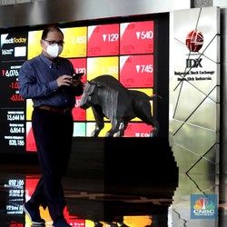 CEO Indosat Borong Saham Indosat (ISAT), Rogoh Kocek Rp2 M