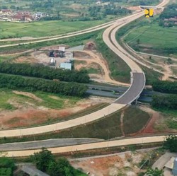 Ngeri! Selatan Jawa Mulai 'Dibelah', Bermunculan Tol Baru!