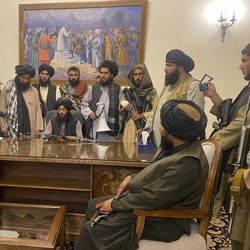Beda Dengan Negara Lain, RI Tetap Buka KBRI di Afghanistan