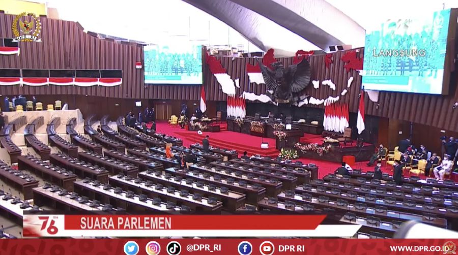 Presiden Jokowi tiba dikomplek Gedung DPR/MPR/DPD RI. (Tangkapan layar youtube DPR RI)