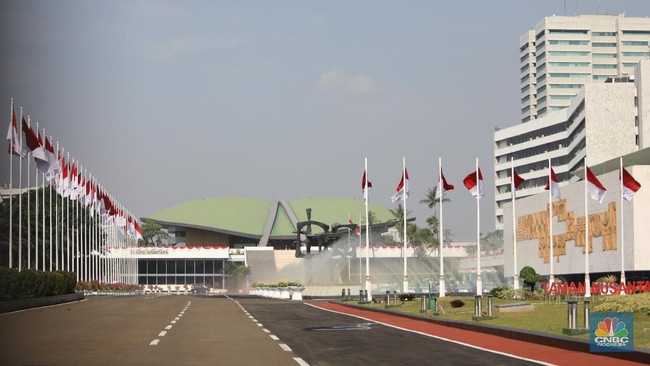 Presiden RI Dulu Diremehkan, Kini Dipuja Bak Pahlawan