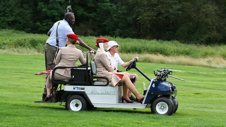 Ilustrasi Caddy Golf. (Dok: Freepik)