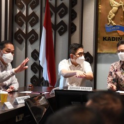 Kadin Dorong Vaksinasi Industri Ekspor & Perhotelan