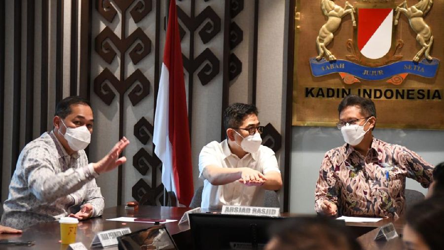 Situasi dan kondisi yang dinilai cukup kondusif pasca pelonggaran PPKM menjadi momentum bagi dunia usaha untuk bangkit menggerakan roda perekonomian tanah air. Kamar 
Dagang dan Industri (Kadin) Indonesia kali ini mendorong peningkatan vaksinasi untuk industri berbasis ekspor dan perhotelan.