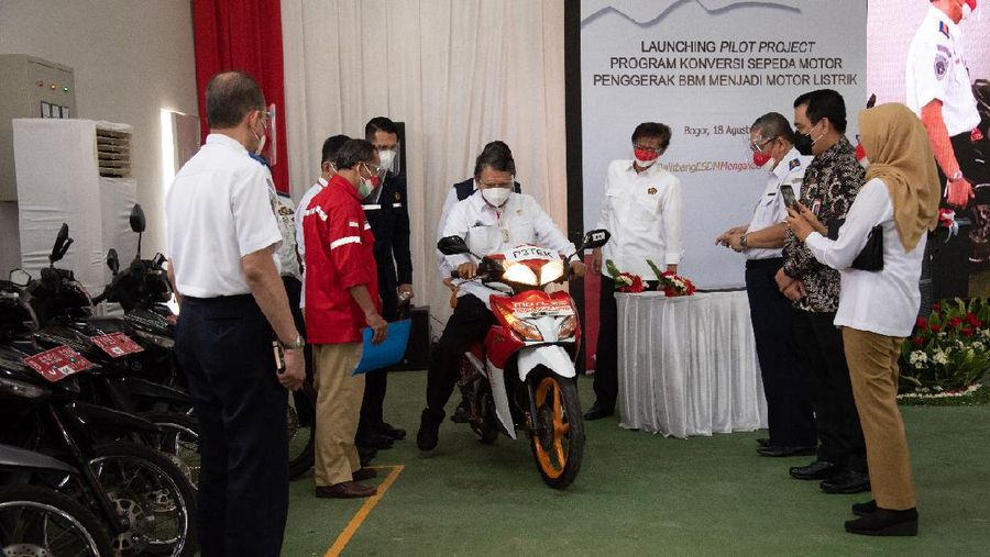 Kementerian ESDM konversi motor berbasis BBM jadi motor listrik. (Dok: Kementerian ESDM)
