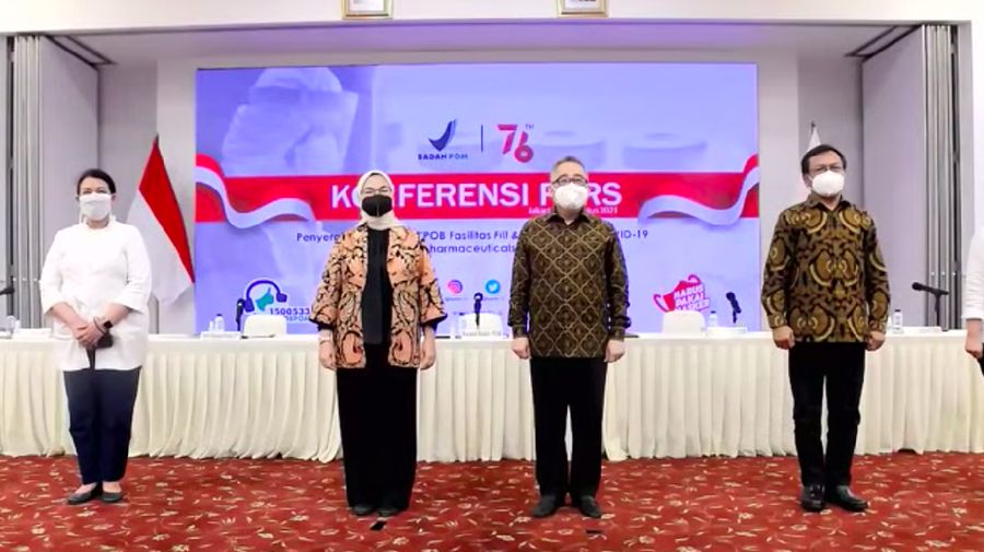 Vaksin Covid-19 Merah Putih yang dikembangkan oleh Universitas Airlangga dan PT Biotis Pharmaceutical Indonesia siap diproduksi massal pada semester 1-2022.