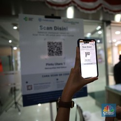 Luhut: Mal Boleh Dikunjungi Anak-anak di Bawah Usia 12 Tahun