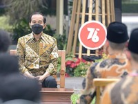 Jokowi: Virus Corona Selalu Bermutasi!