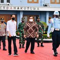 Pakai Pesawat 'Merah-Putih' Jokowi Terbang ke Jatim