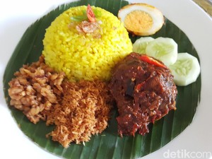 Perbedaan Nasi Kuning Banjar Khas Kalimantan dan Nasi Kuning Nusantara