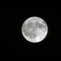 Akhir Pekan Ini Ada Fenomena Alam Blue Moon, Apa itu?