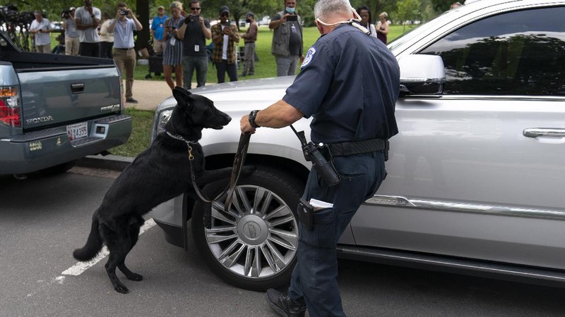 Pengamanan digedung Capitol, Amerika Serikat. (AP/Jose Luis Magana)