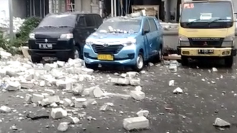 Suasana ledakan di Mal Margo City. Ist