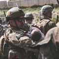 Alert! Sniper Teror Bandara Afghanistan, Baku Tembak Pecah
